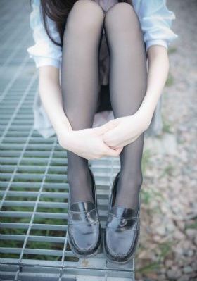 女人的战争:搬来的男人