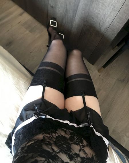 地下室偶像番剧sana第一集