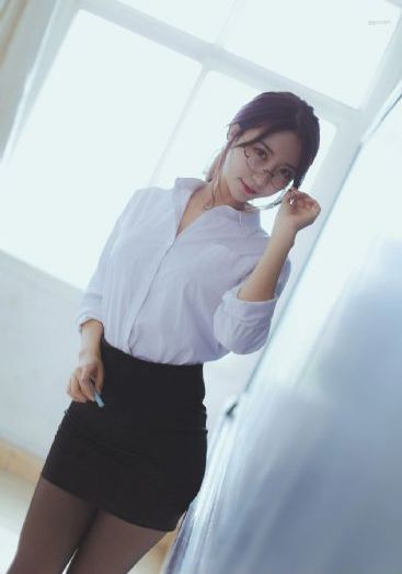我的丰满女房东4
