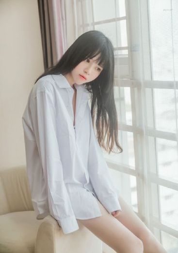 张筱雨《巅》
