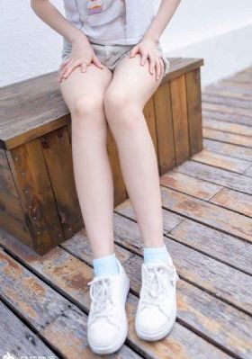 巨龙征服风韵美妇