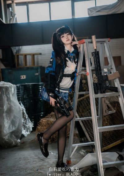 善良的女秘书的目地