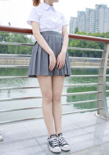 美女与男子在线观看